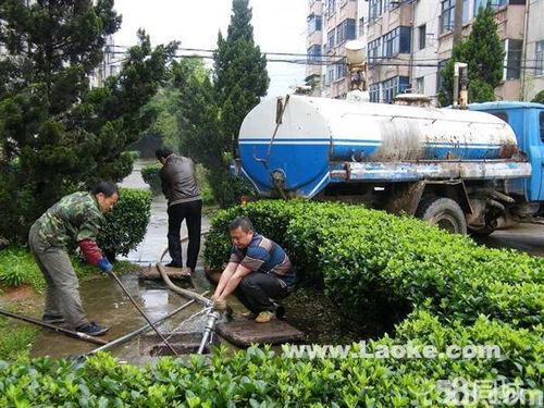 無錫惠山區(qū)環(huán)衛(wèi)抽糞公司 專業(yè)化糞池疏通 隔油池 污水池清理 產(chǎn)品圖片高清大圖